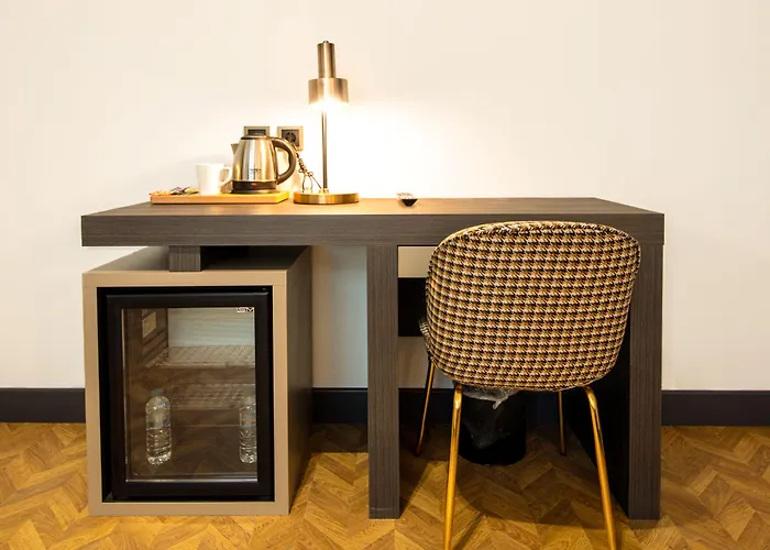 Ξενοδοχείο V Center Τραμπζόν