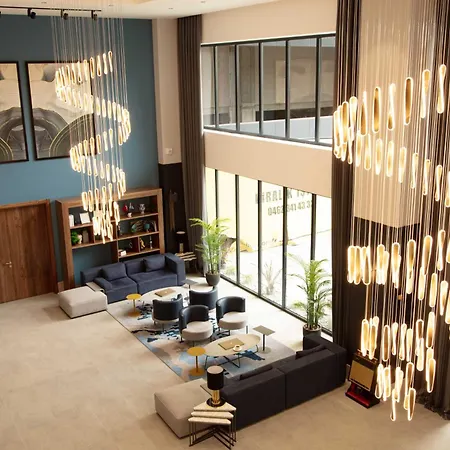 V Center Hotel