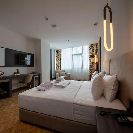 Hotel V Center